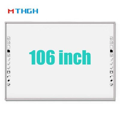 106 pouces Touch électromagnétique Smart Whiteboard 3840X2160 Résolution de l'écran Pour l'interaction scolaire